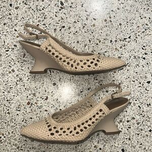 Impo Vasanti tan raffia rattan wedge heel sandal 9